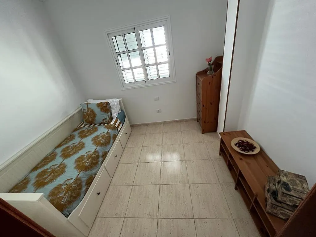 Nivaria Suite Vecindario  0*, Vecindario (Gran Canaria)